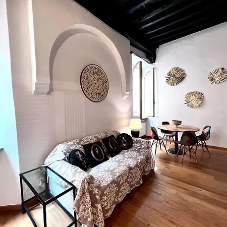 Apartman Campo De' Fiori Loft The Angeli's *